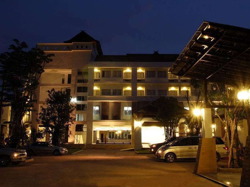 Nana Buri Hotel Chumphon Dış mekan fotoğraf