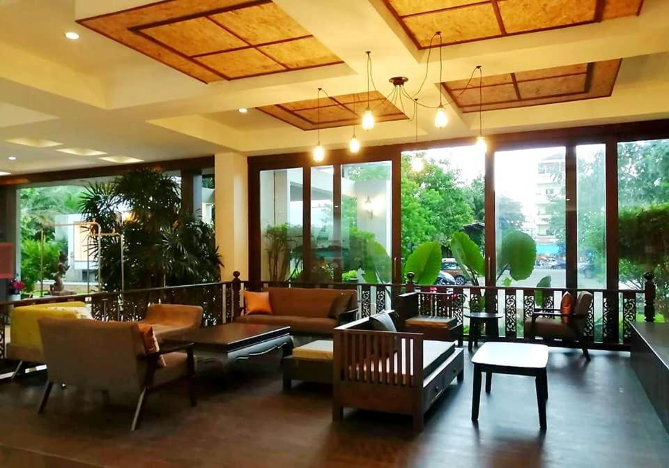 Nana Buri Hotel Chumphon Dış mekan fotoğraf