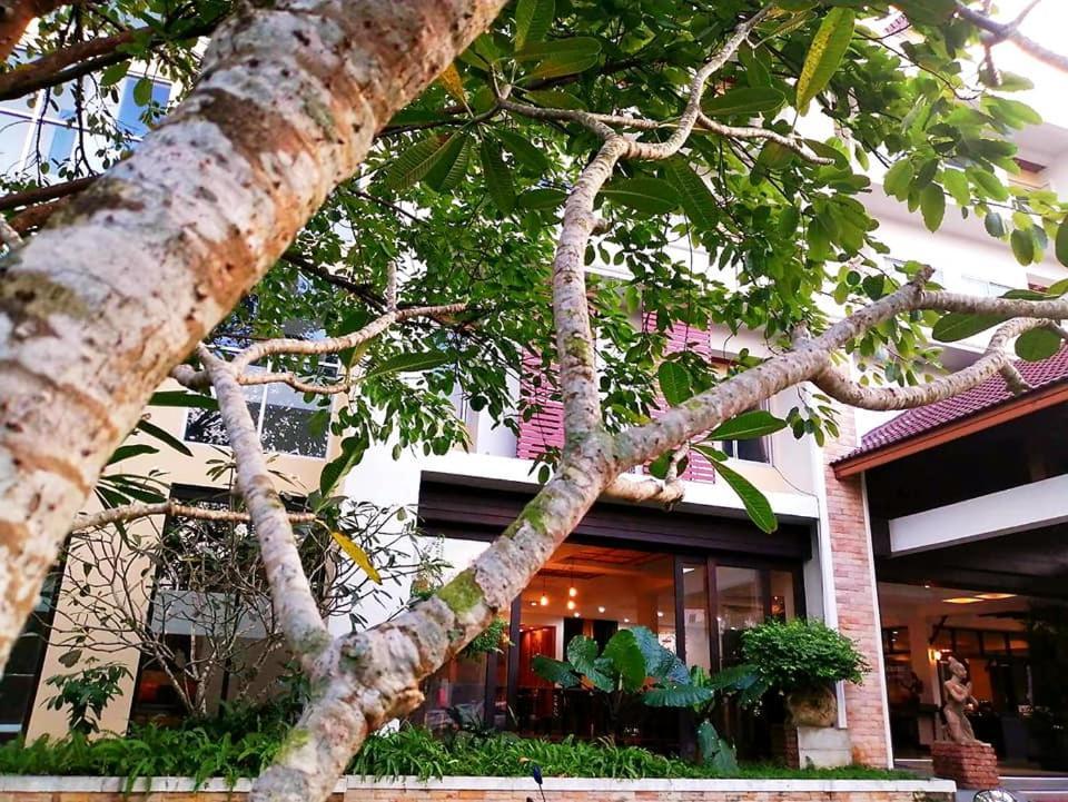 Nana Buri Hotel Chumphon Dış mekan fotoğraf