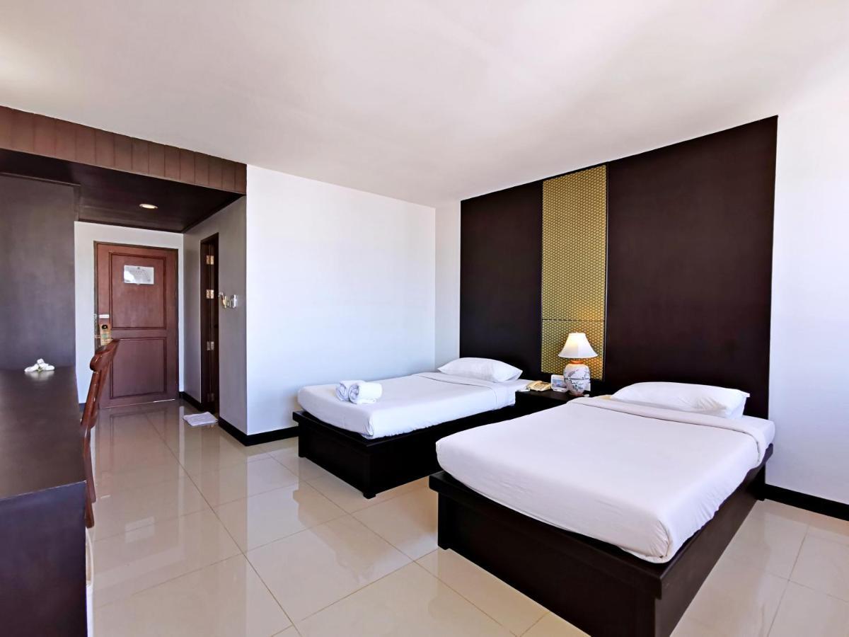 Nana Buri Hotel Chumphon Dış mekan fotoğraf